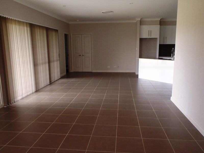 38 The Grange, Tamworth NSW 2340