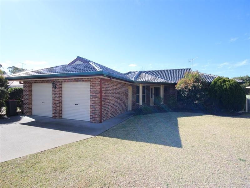 62 Greg Norman Drive, Tamworth NSW 2340