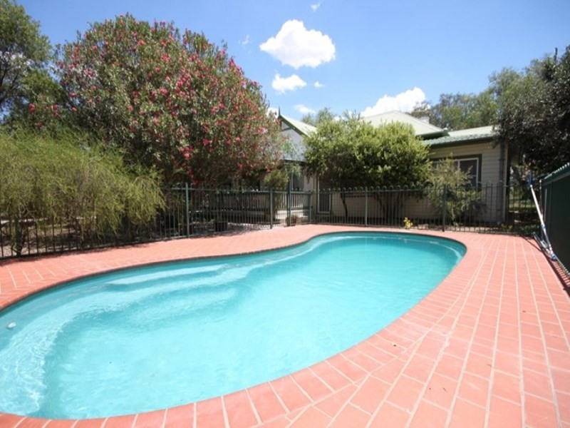 377 Burgmanns Lane, Tamworth NSW 2340