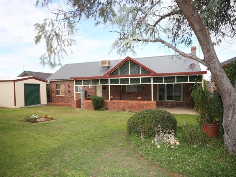 16 The Terrace, Tamworth NSW 2340