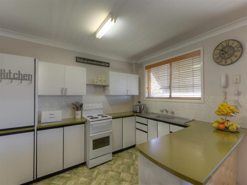 12 Carthage Street, Tamworth NSW 2340