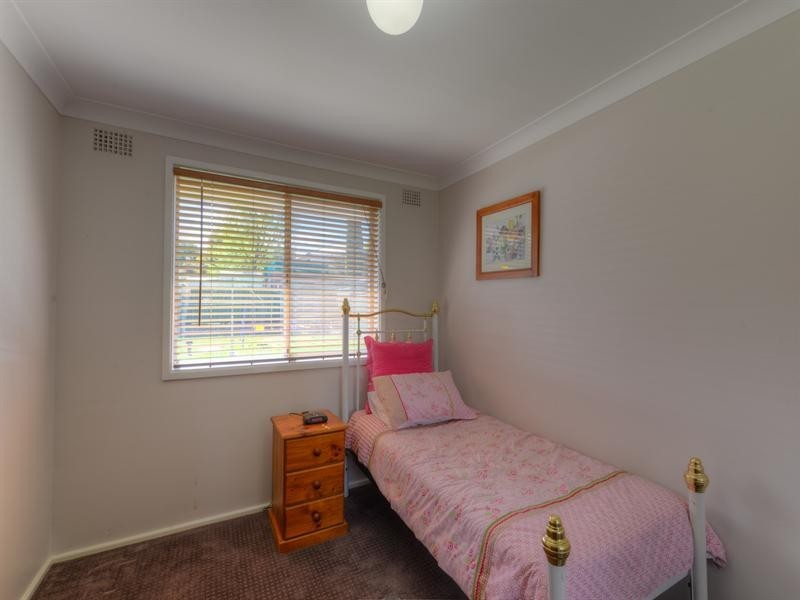 12 Carthage Street, Tamworth NSW 2340