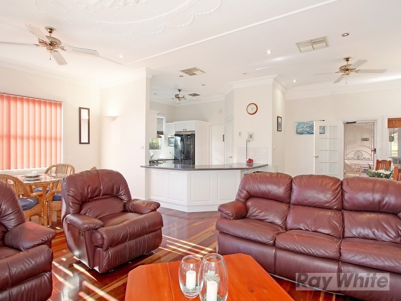 77 Upper Street, Tamworth NSW 2340