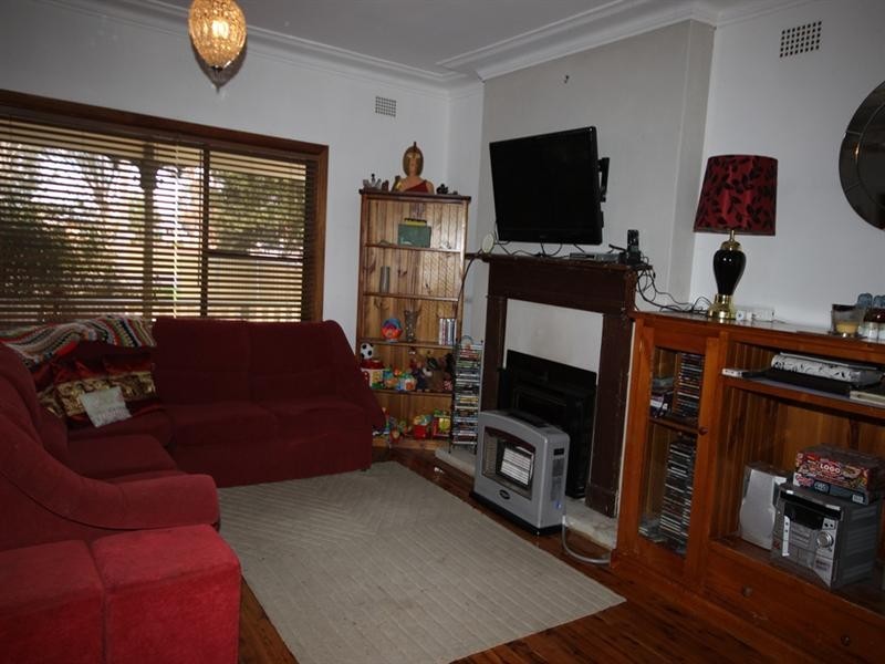 14 Baird Crescent, Tamworth NSW 2340