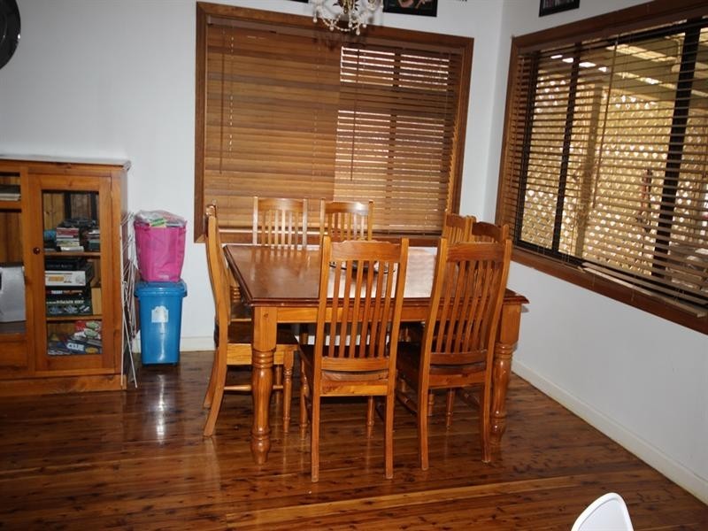 14 Baird Crescent, Tamworth NSW 2340