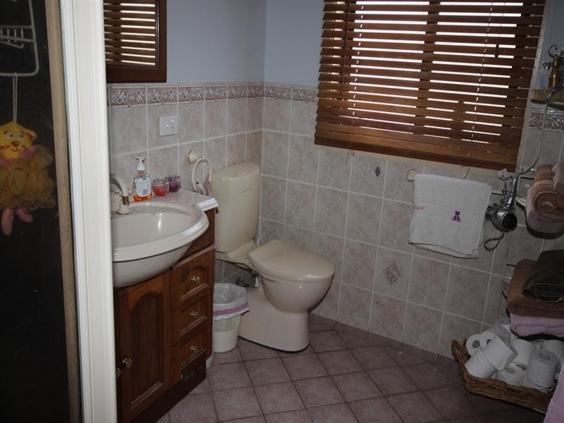 14 Baird Crescent, Tamworth NSW 2340