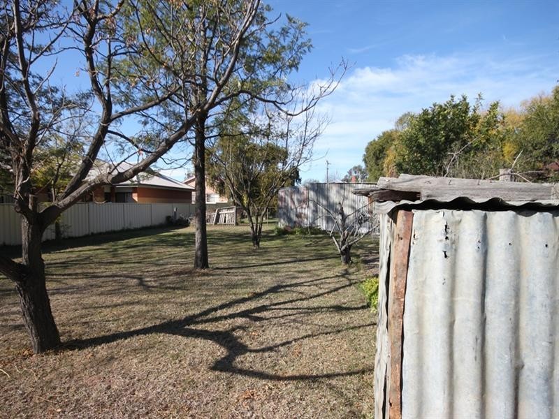 12 Vera Street, Tamworth NSW 2340