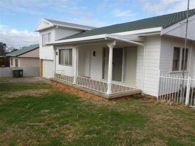 571 Armidale Road, Tamworth NSW 2340