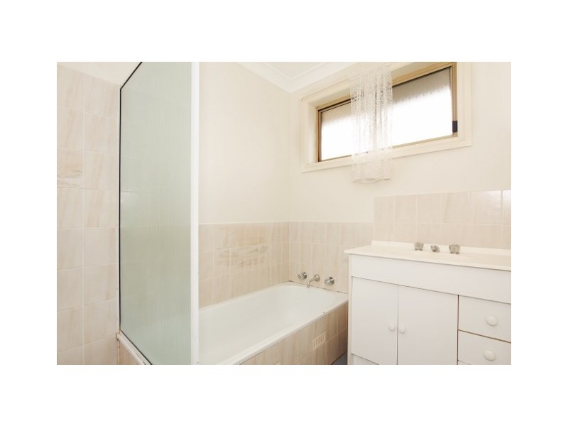 34 Glengarvin Drive, Tamworth NSW 2340