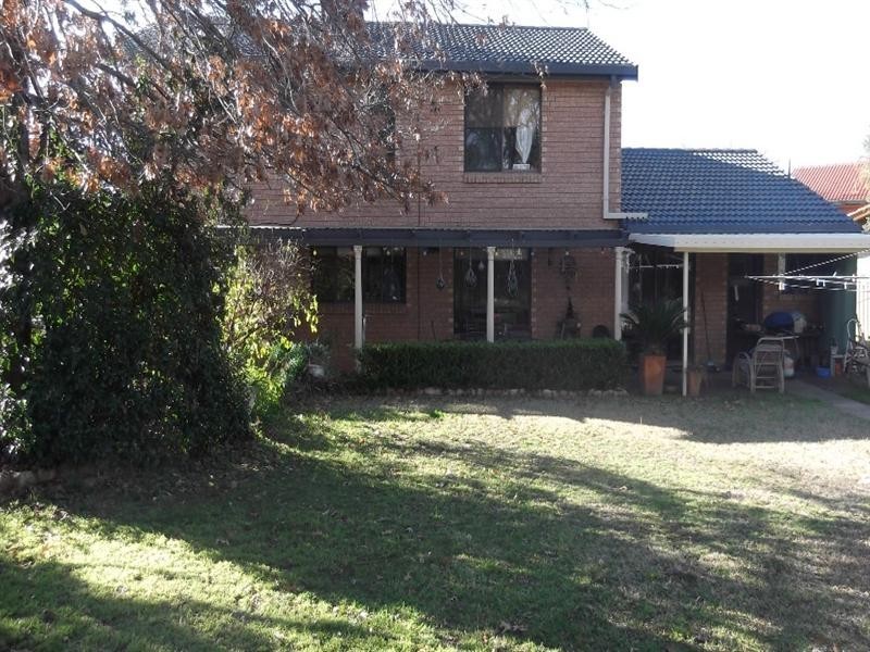 4 Cedar Close, Tamworth NSW 2340