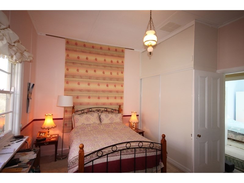 33 Church Street, Limbri NSW 2352