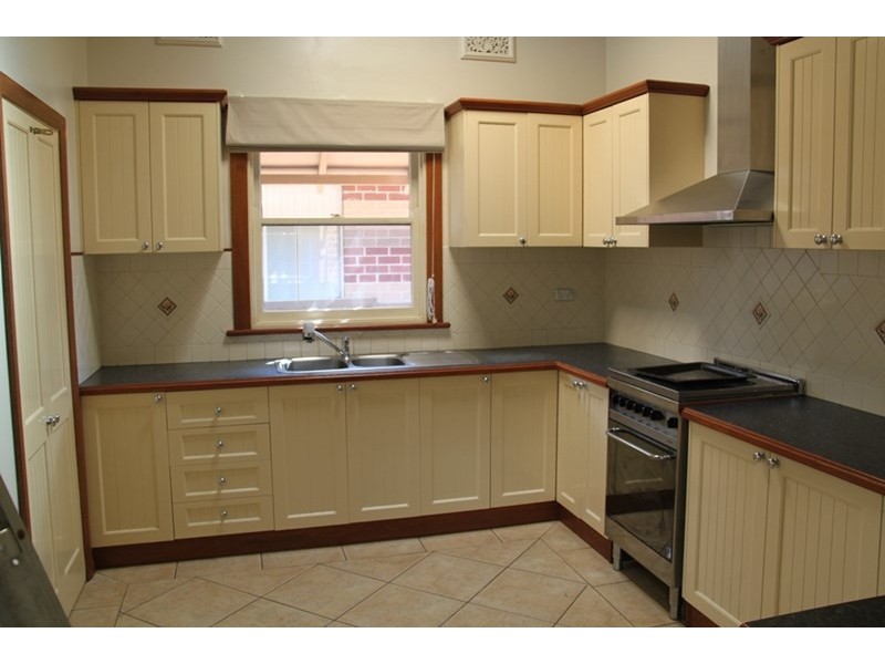 37 Bligh Street, Tamworth NSW 2340