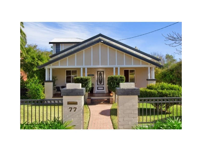77 Upper Street, Tamworth NSW 2340