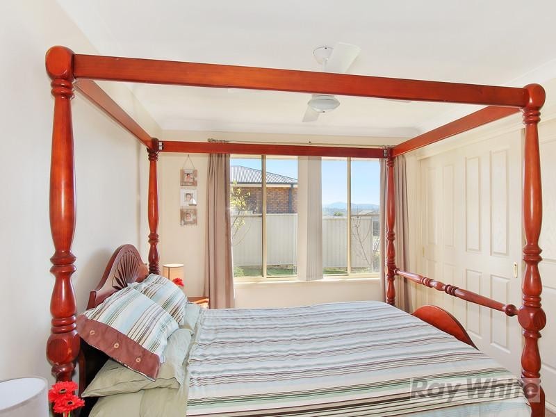 13 Warburton Drive, Westdale NSW 2340