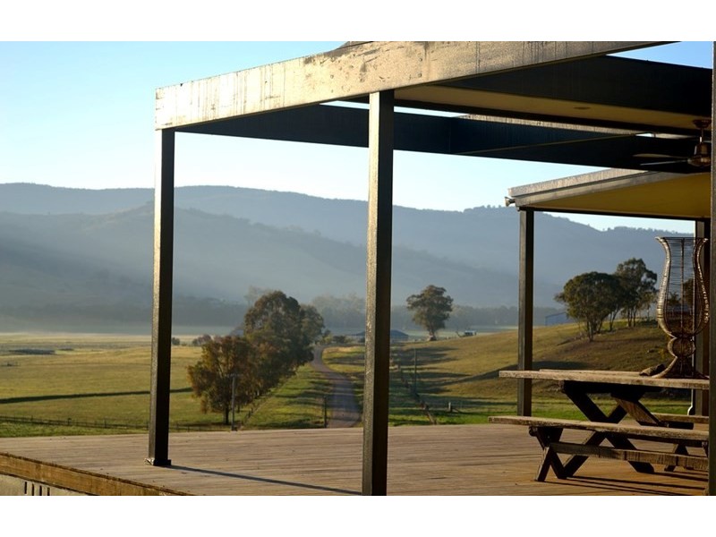 “Hillview” 620 Back Woolomin Road, Tamworth NSW 2340