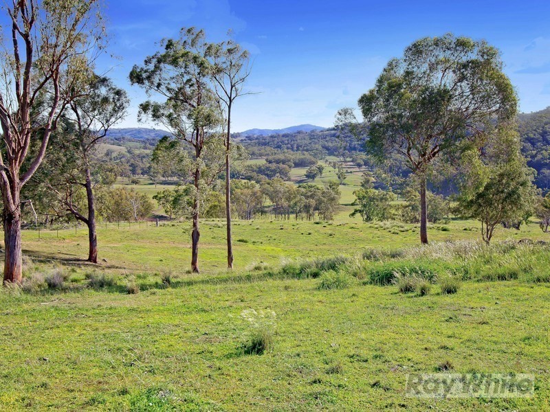 “Hillview” 620 Back Woolomin Road, Tamworth NSW 2340