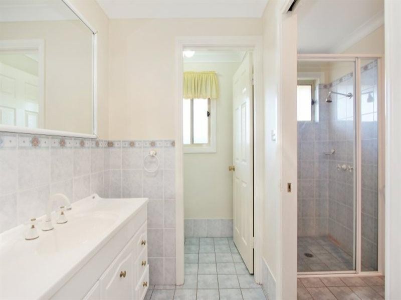 35 Peregrine Avenue, Tamworth NSW 2340