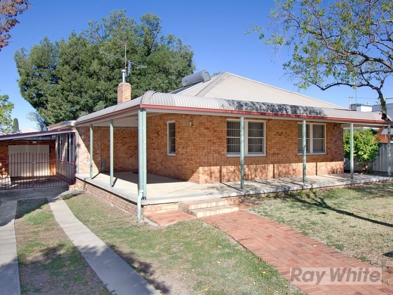 7 Edward Street, Tamworth NSW 2340