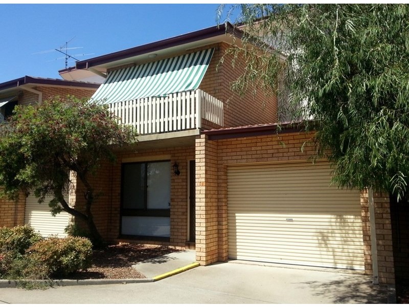 2/56 Marius Street, Tamworth NSW 2340