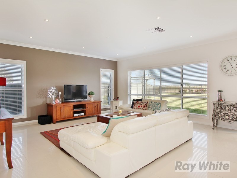 18 Peak Drive, Tamworth NSW 2340