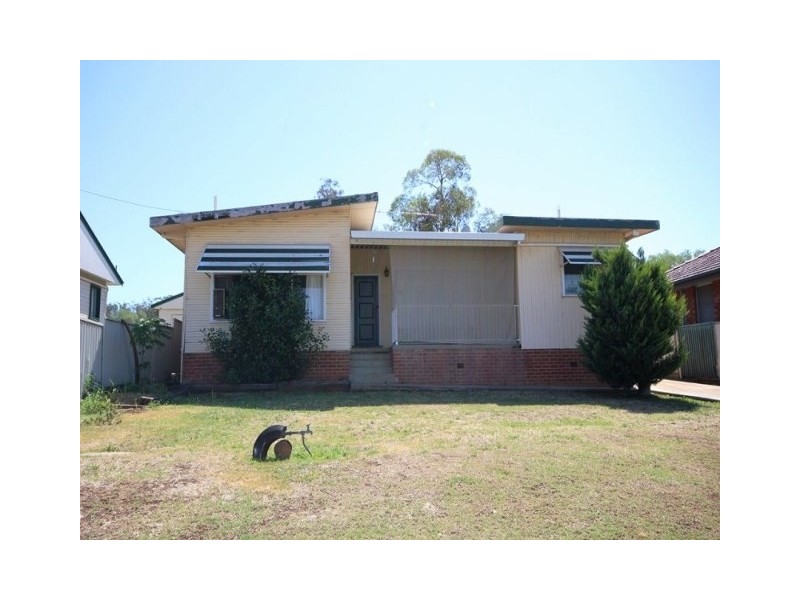 376 Armidale Road, Tamworth NSW 2340