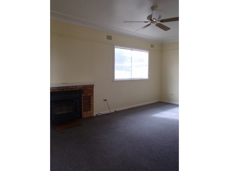 376 Armidale Road, Tamworth NSW 2340