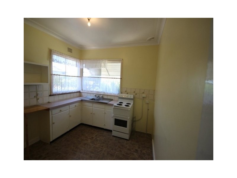 376 Armidale Road, Tamworth NSW 2340