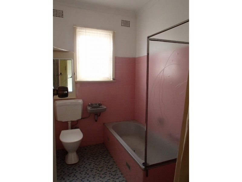 376 Armidale Road, Tamworth NSW 2340