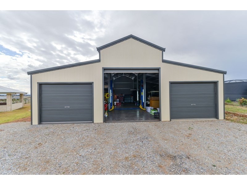 7 Conjola Drive, Tamworth NSW 2340