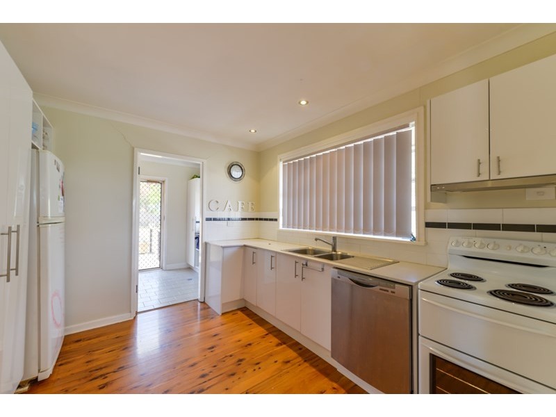 130 Upper Street, Tamworth NSW 2340