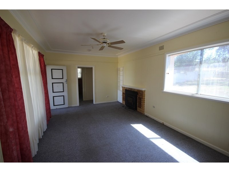 376 Armidale Road, Tamworth NSW 2340