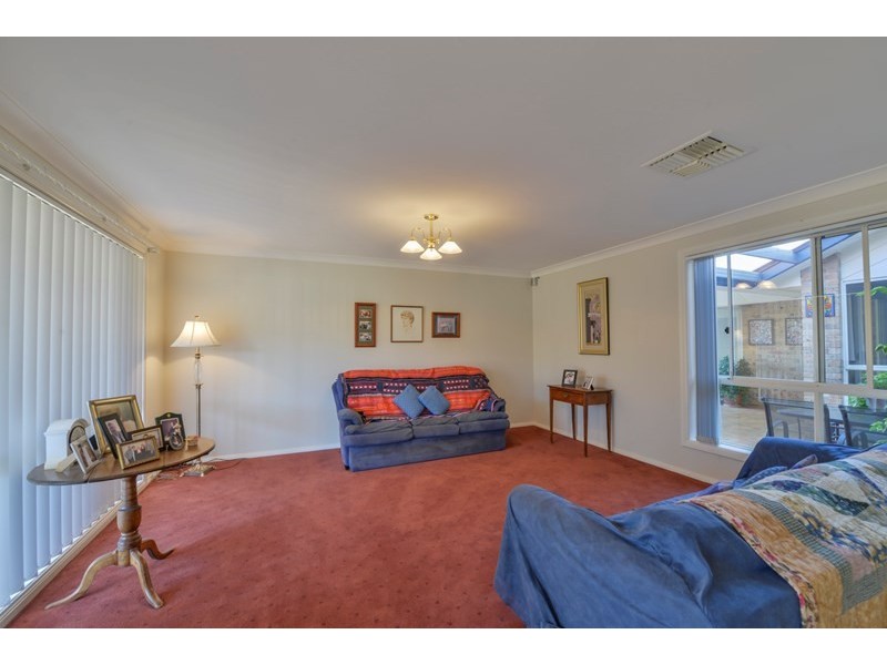 22 Glen Alpha Close, Tamworth NSW 2340