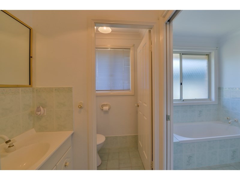 22 Glen Alpha Close, Tamworth NSW 2340