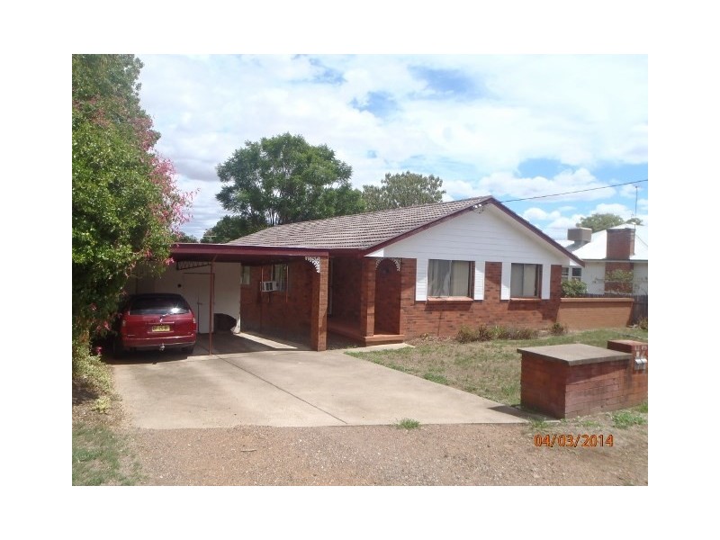 2/47 Dowell Avenue, Tamworth NSW 2340
