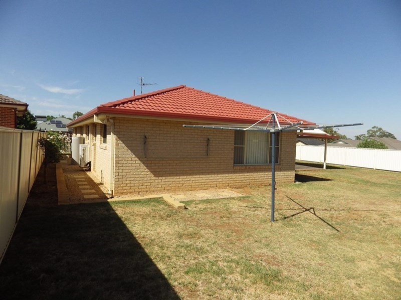 52 Boronia Drive, Calala NSW 2340