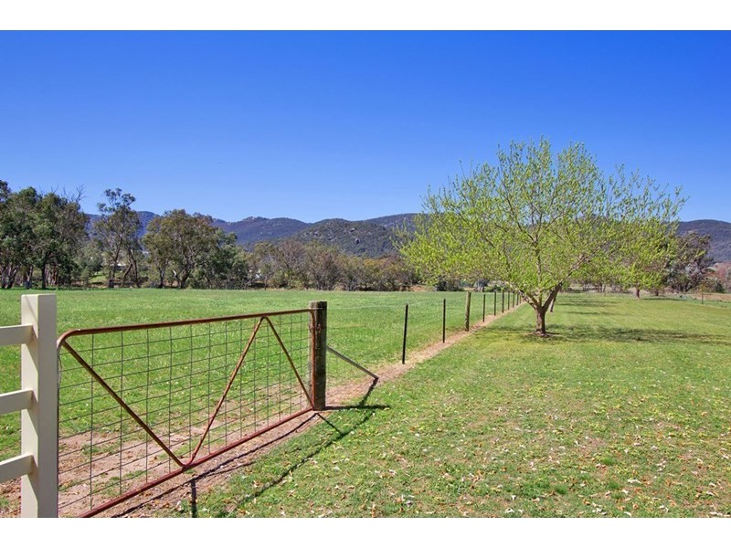 170 New England Gully Road, Moonbi NSW 2353