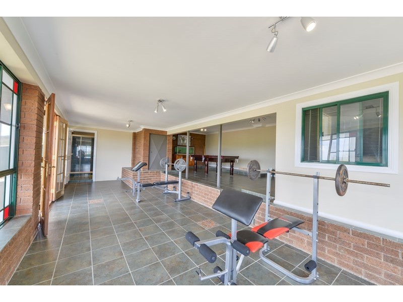 25 Woodbry Crescent, Tamworth NSW 2340
