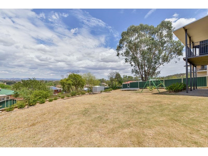 25 Woodbry Crescent, Tamworth NSW 2340