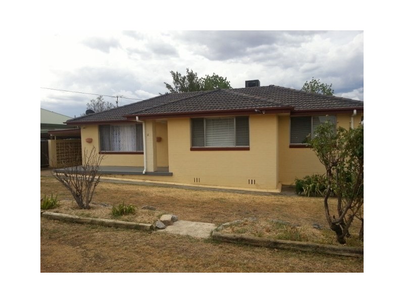 5 Oak Street, Tamworth NSW 2340