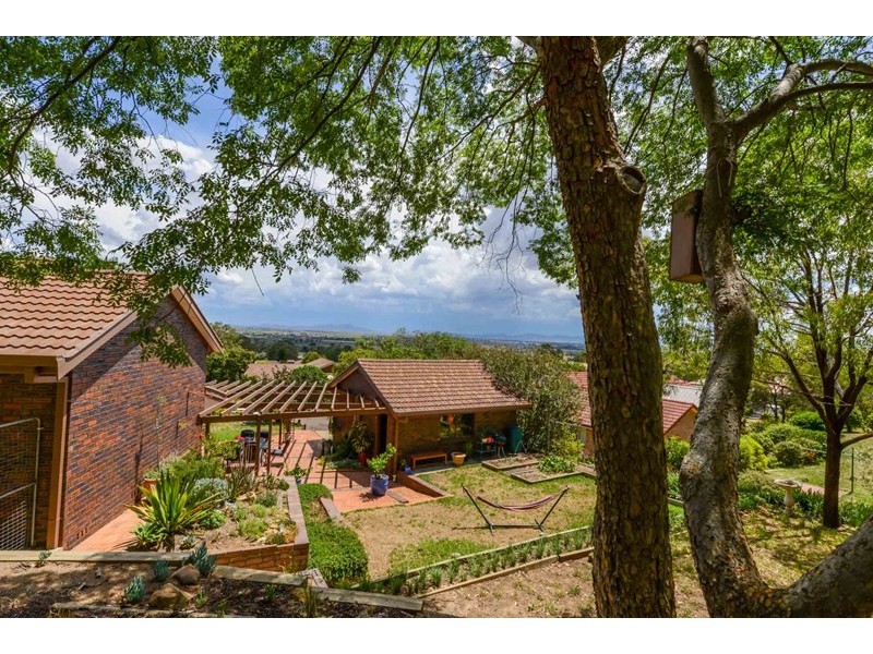 7 Waratah Place, Tamworth NSW 2340