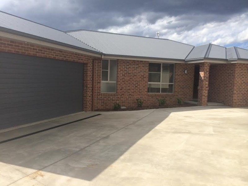 17B Kaputar Close, Tamworth NSW 2340