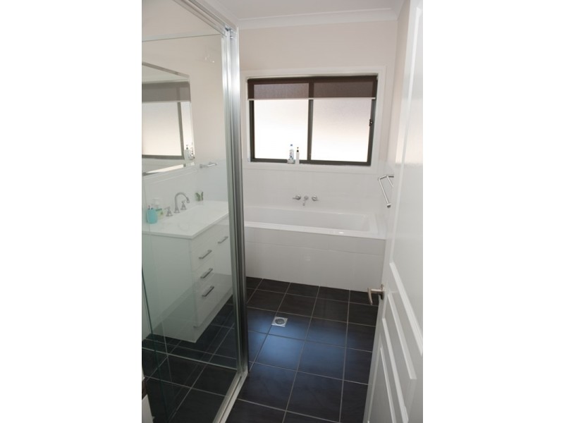 13 Penlee Road, Tamworth NSW 2340