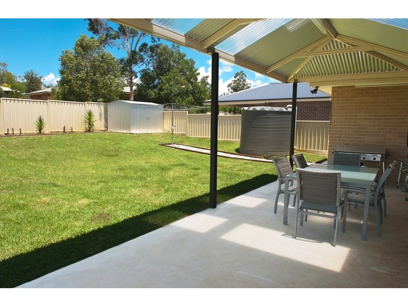 13 Penlee Road, Tamworth NSW 2340