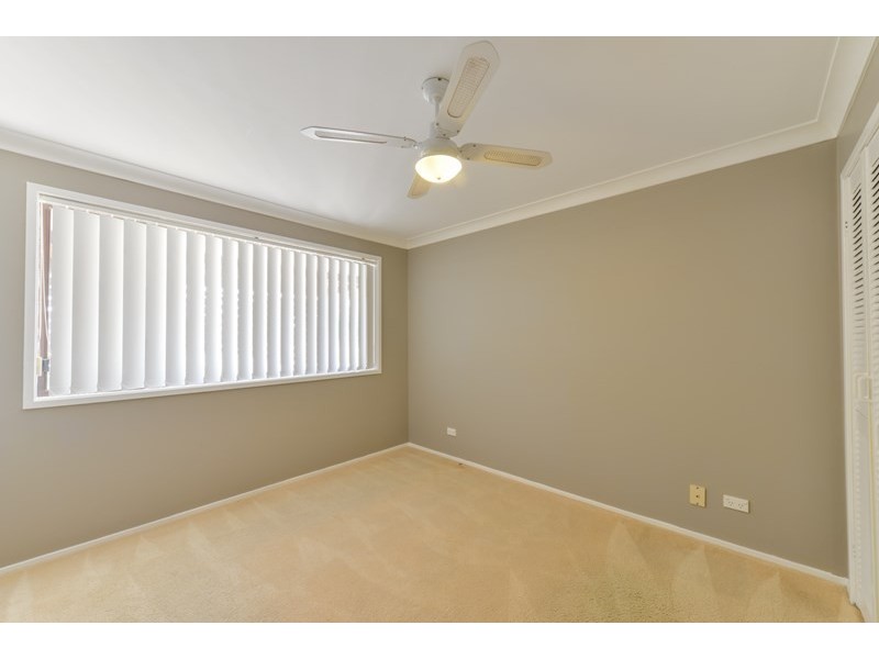 5 Wylie Place, Westdale NSW 2340