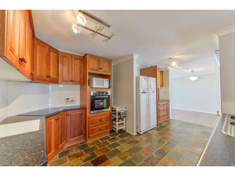 16 Ralfe Road, Tamworth NSW 2340