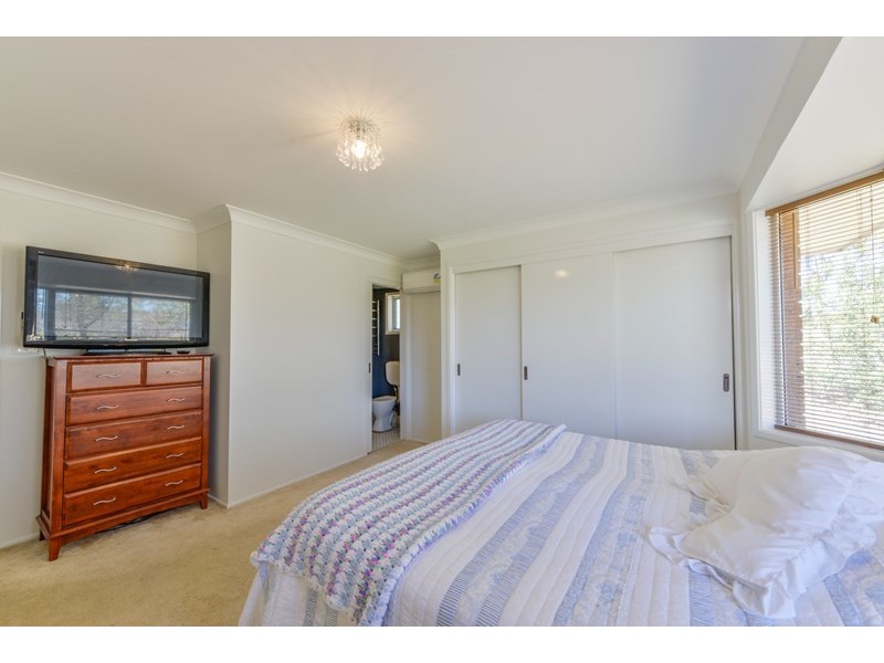 16 Ralfe Road, Tamworth NSW 2340