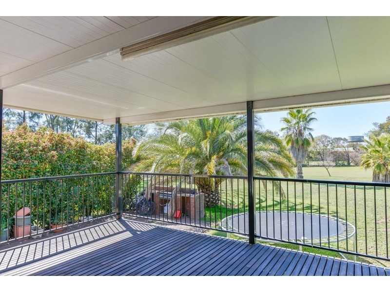 16 Ralfe Road, Tamworth NSW 2340