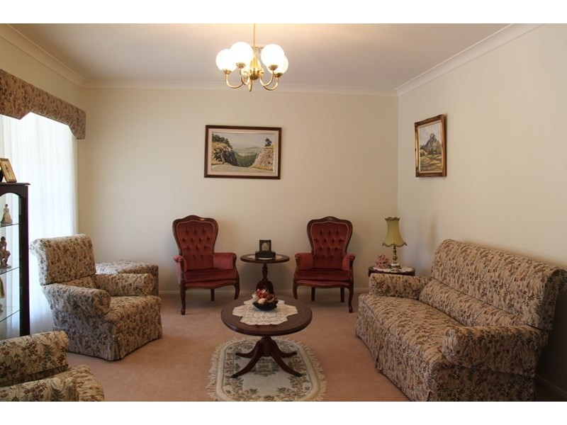 44 Waters Park Drive, Tamworth NSW 2340