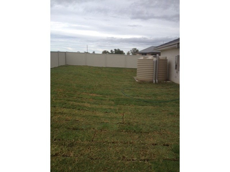 32 Drakeford Street, Tamworth NSW 2340