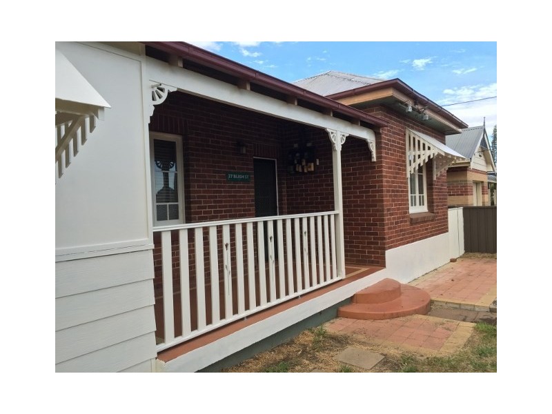 37 Bligh Street, Tamworth NSW 2340